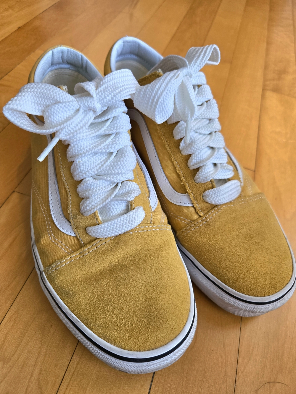 Vans Old Skool Yellow Suede Low Top Skate Shors with White Stripe